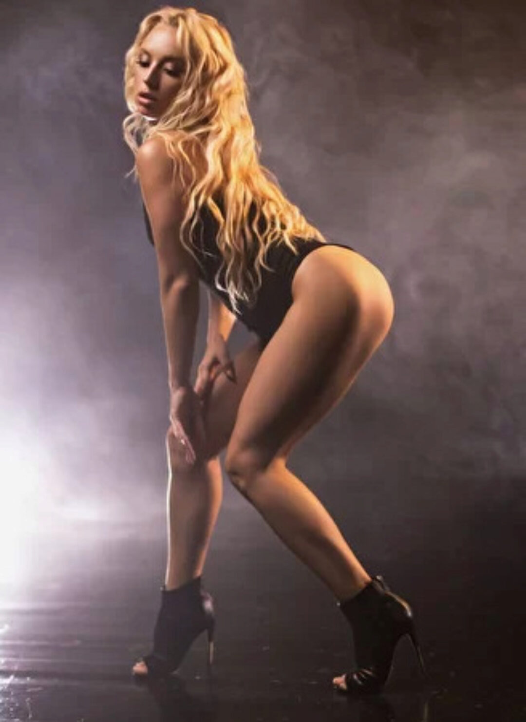 Онлайн интенсив по раскрепощению в танце от FRAULES vol. 2 [Елена Яткина, Настя Яровикова]