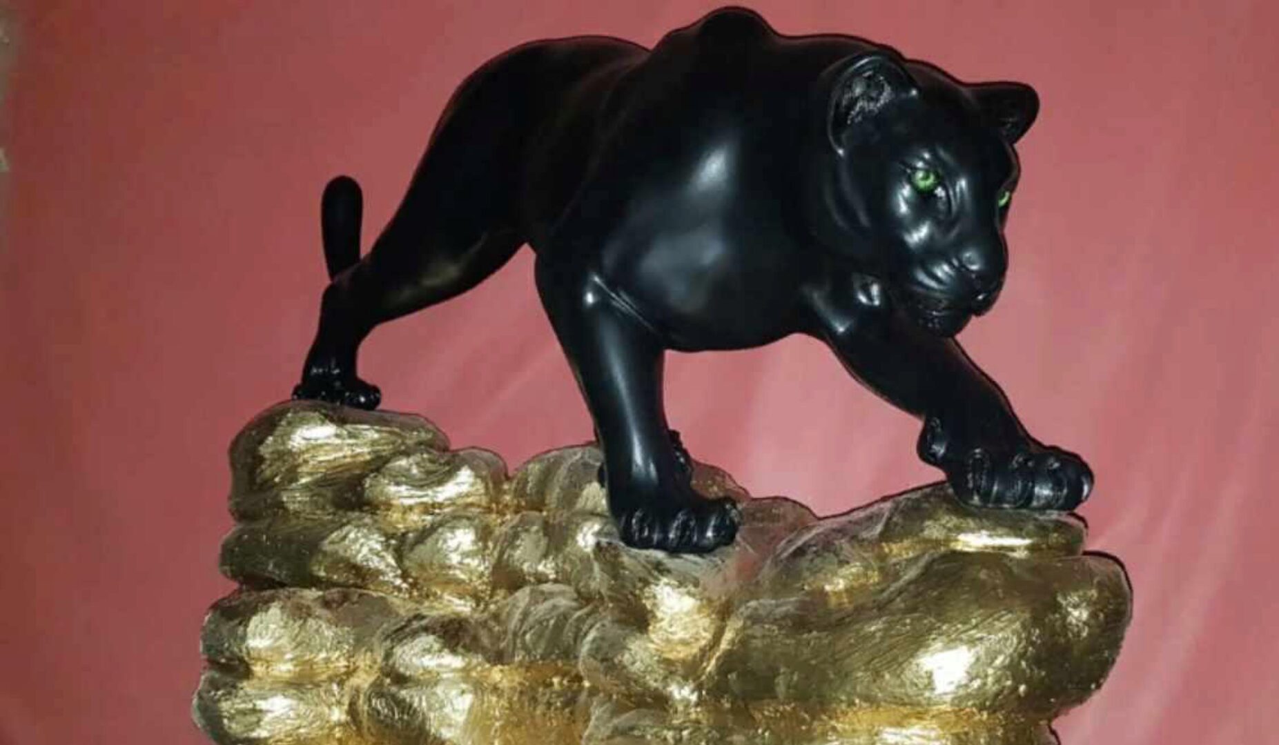 Топиарий - Пантера на золотой скале (oblakodekor)