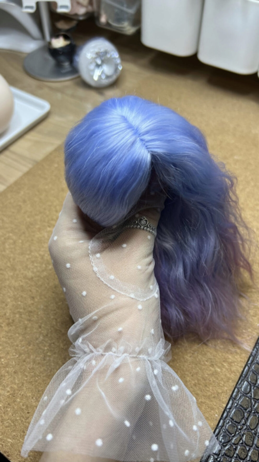 [LuxDolls] Паричок для куклы (Ксения Блинова)