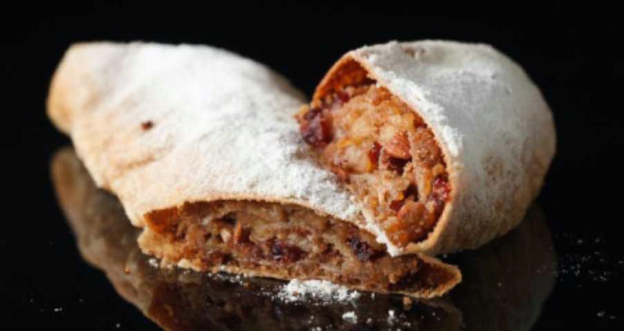 Вытяжное тесто: штрудель (Екатерина Сваровская)