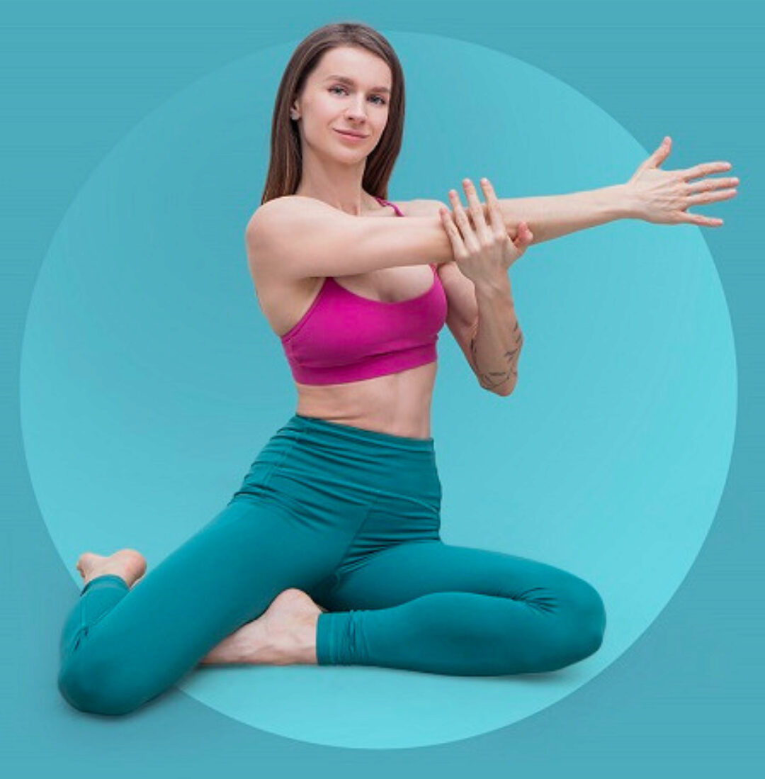 [FitSpoКлуб] Против дряблых мышц рук и жировых фалд на спине (Виктория Боровская)