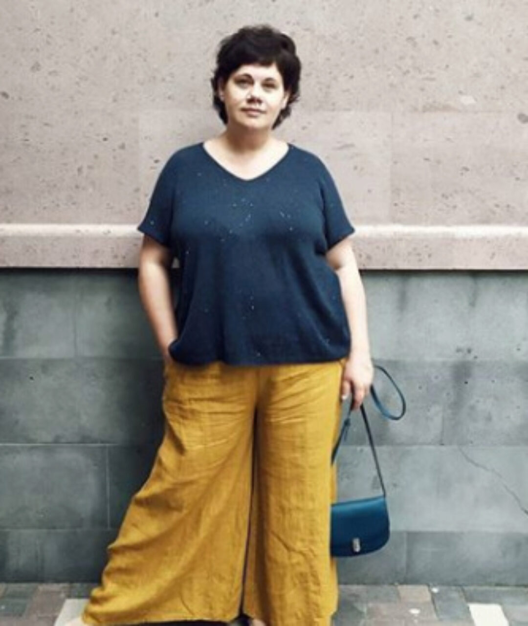 [Вязание] Инструкция по вязанию изделия свободного силуэта, со спущенным плечом (vikki_strikks)