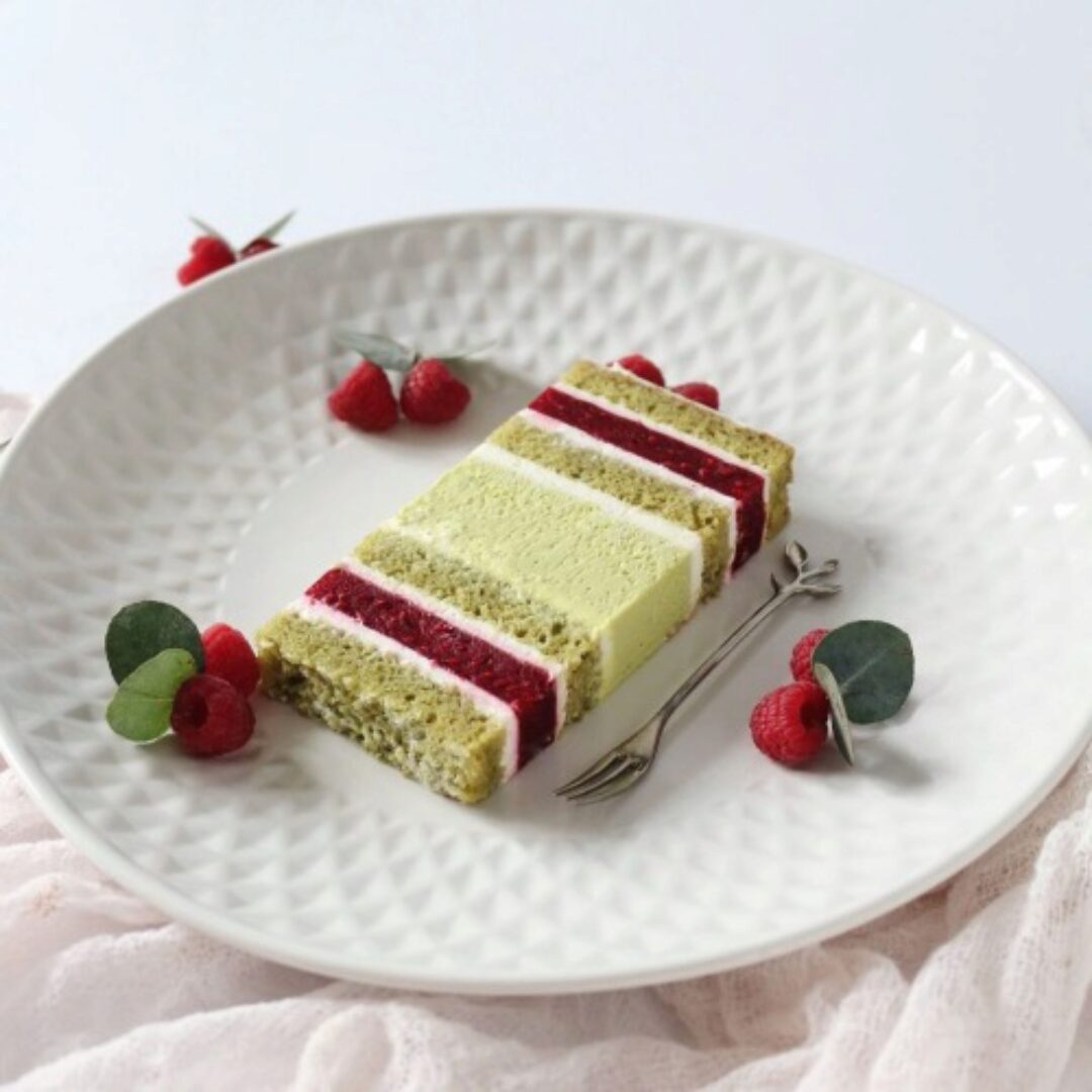 Рецепт / техника «Фисташка-малина» (Дарья Костияйнен)