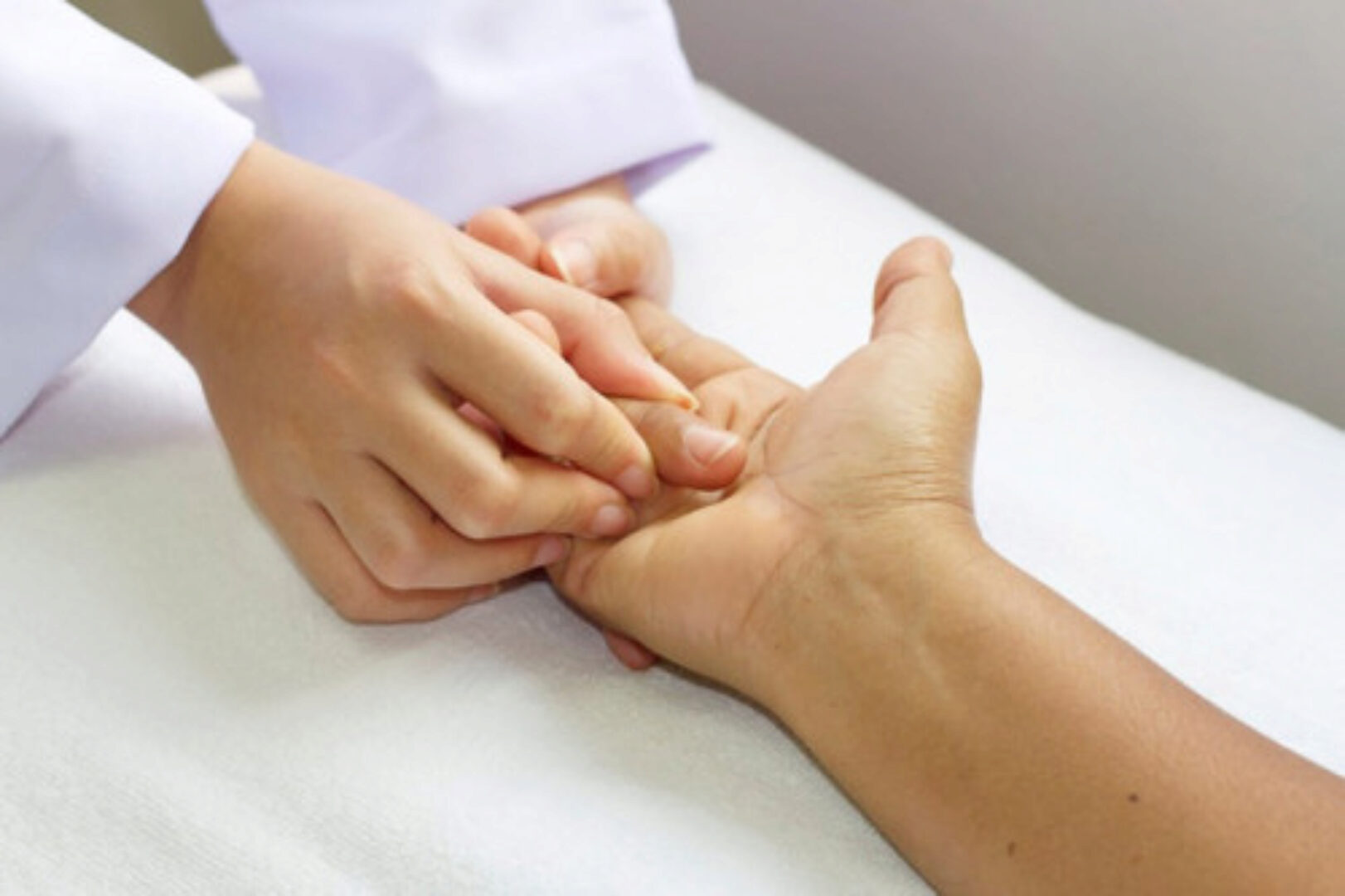 [МКласс] Реабилитация кисти после травм и операций. Ортезирование в кистевой терапии (Анна Овсянникова)