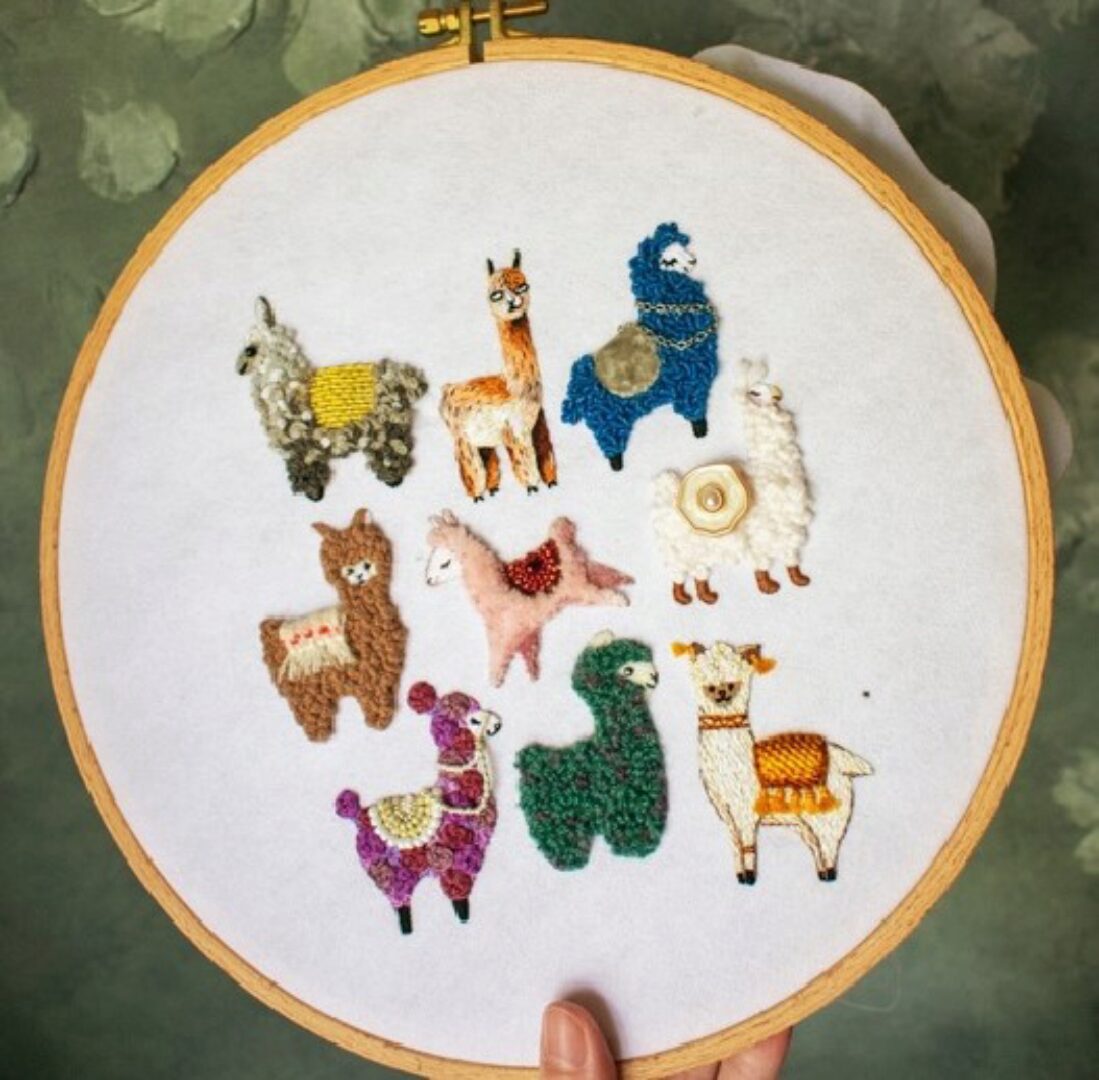 [Брошкоделошная N1] Стадо лам (Светлана Казаченко)