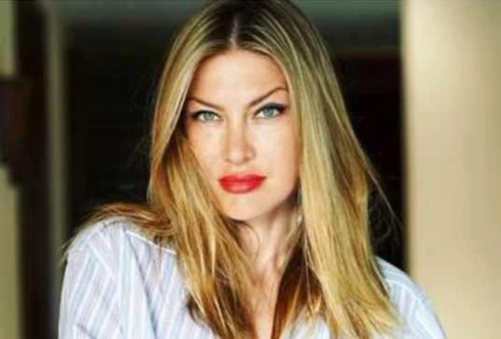 Женщина-магнит (Алекса Оник)