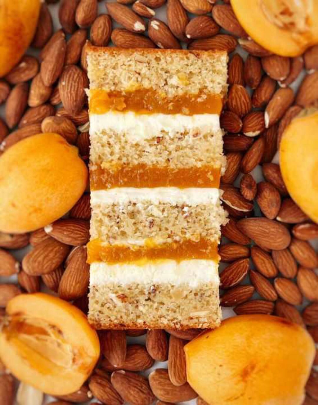 [Kulikova School] Торт Абрикос-Миндаль-Белый перец (Ольга Куликова)