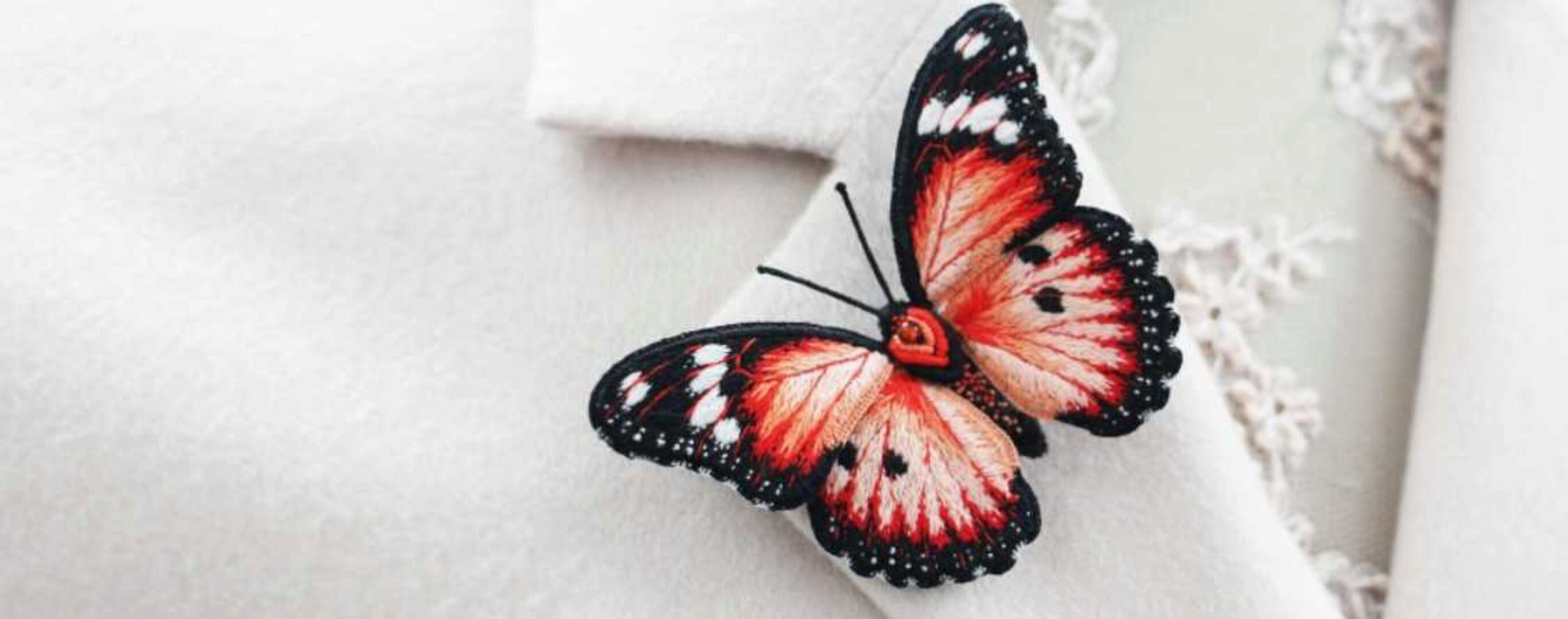 Вышивка гладью «Брошь бабочка» (Мария Зайцева)