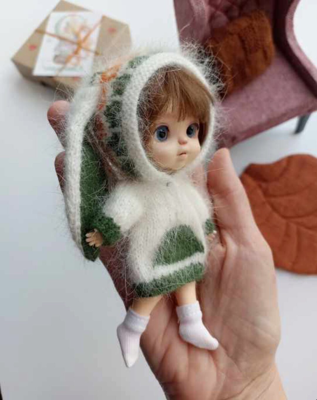 Свитер Зайцы для обитсу 11, ob11 (Юлия Водопьянова)