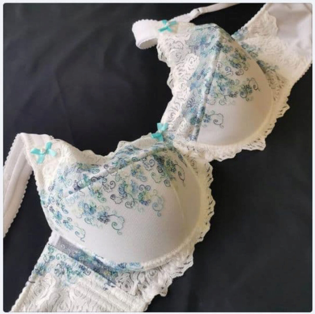 Бюст для Роскошных форм. Тариф Cтроим, моделируем и шьем - бюст (Вера Воронина)