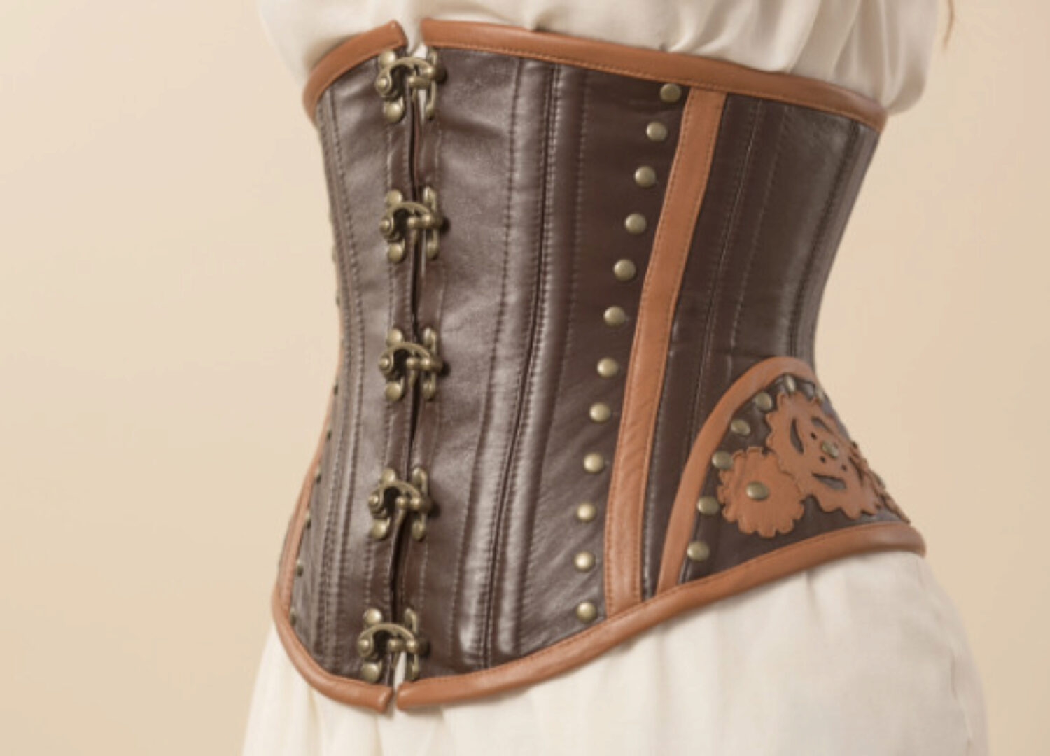 [Академия Корсета] Кожаный Корсет в Стиле «Стимпанк» (Ирина Михайлова)
