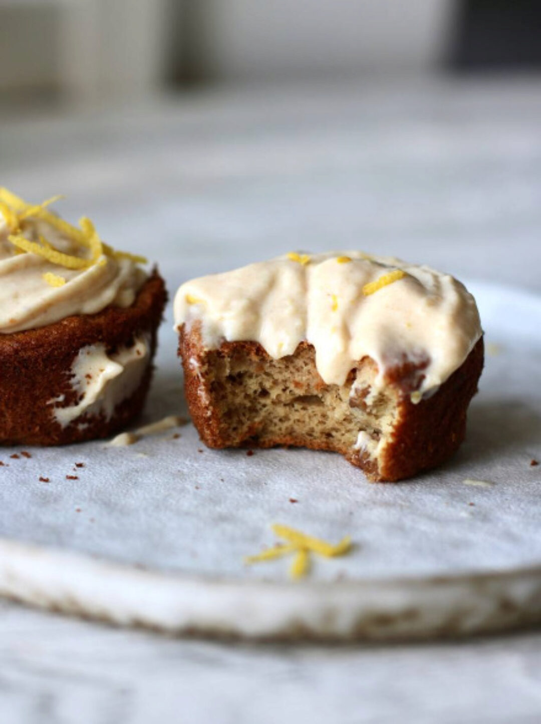 [kiwihealthy] Десерты. Привычные снаружи, полезные внутри  (Екатерина Семибратова)