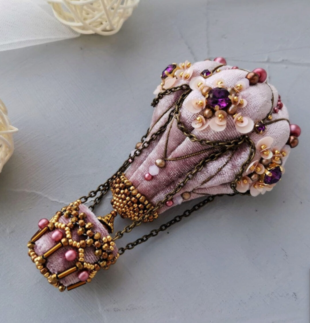 [peyakh-school] Брошь 3D «Воздушный шар» (Ангелина Пеях)