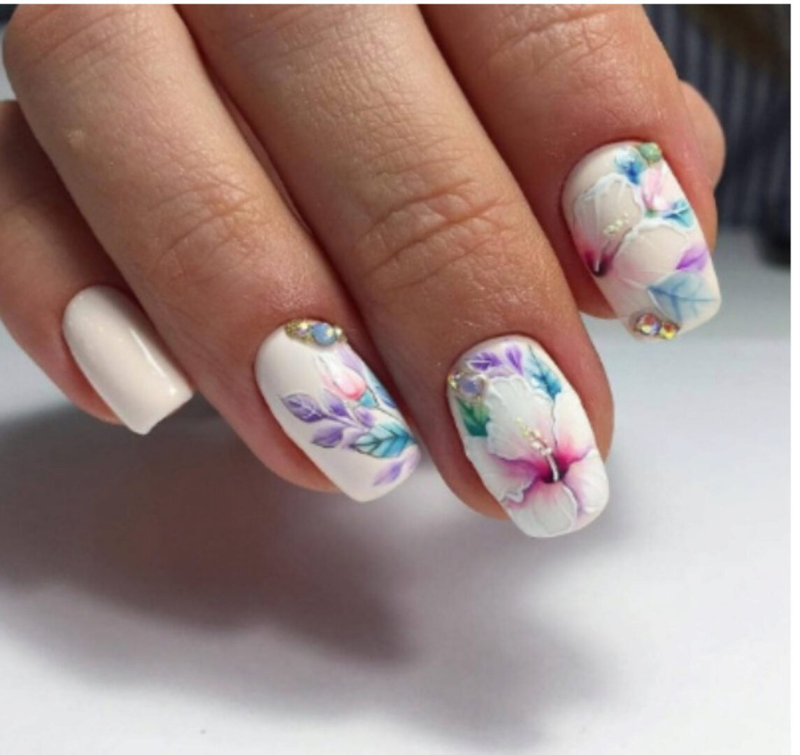 [nailita] Технологии современного маникюра (Юлия Билей, Светлана Азарова)