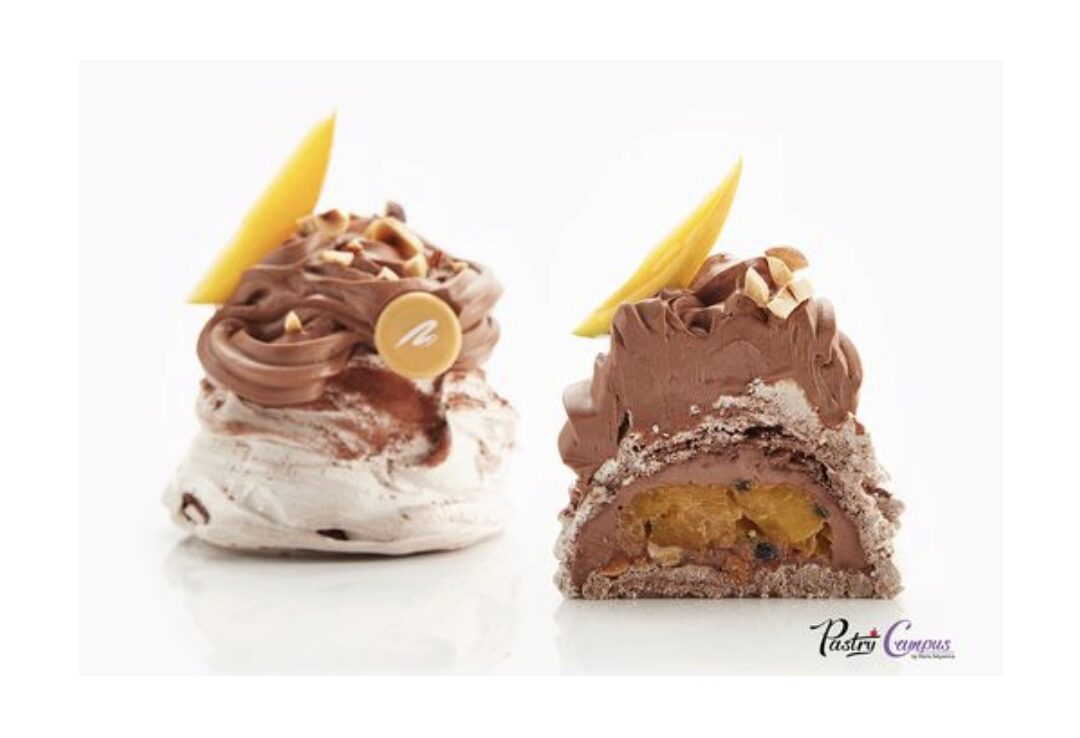 [Pastry Campus] Пирожное Павлова. Чёрный и белый лебедь (Мария Селянина)