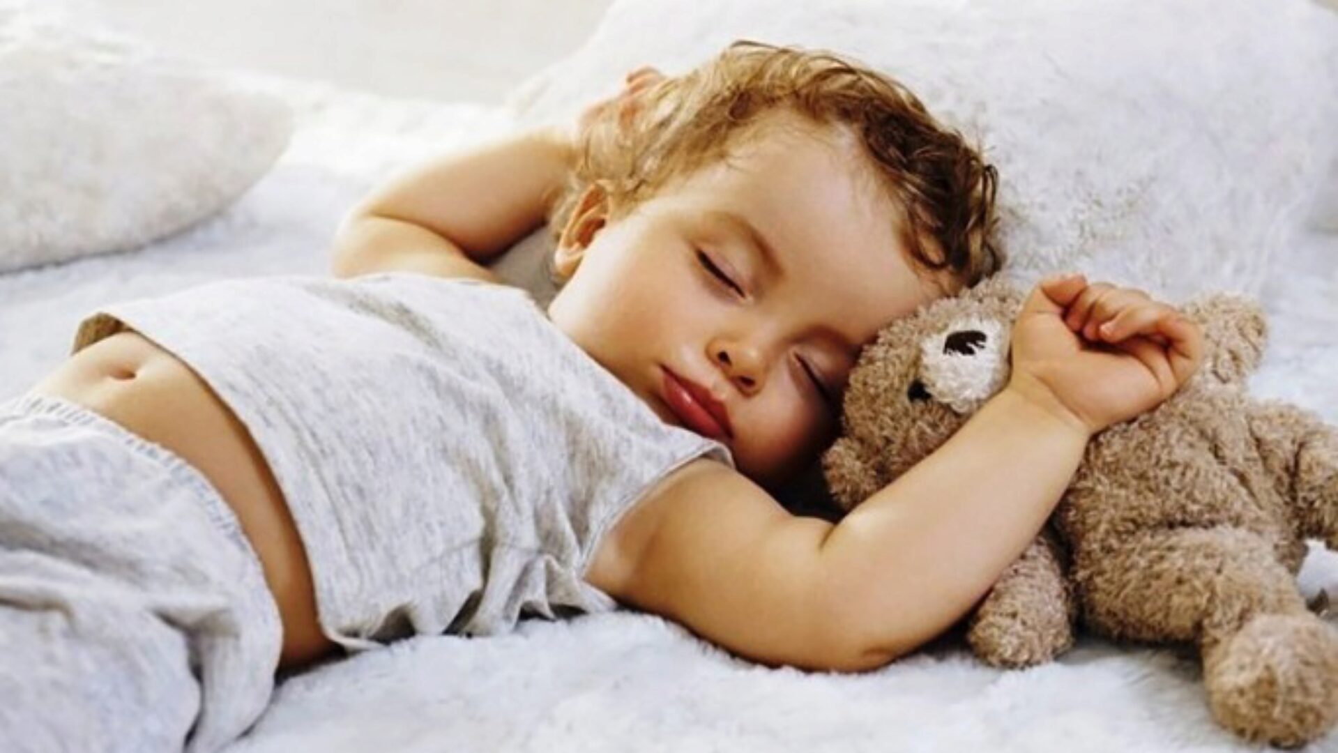 [Babysleep] Сон ребенка 6-12 месяцев – нормы, потребности и условия