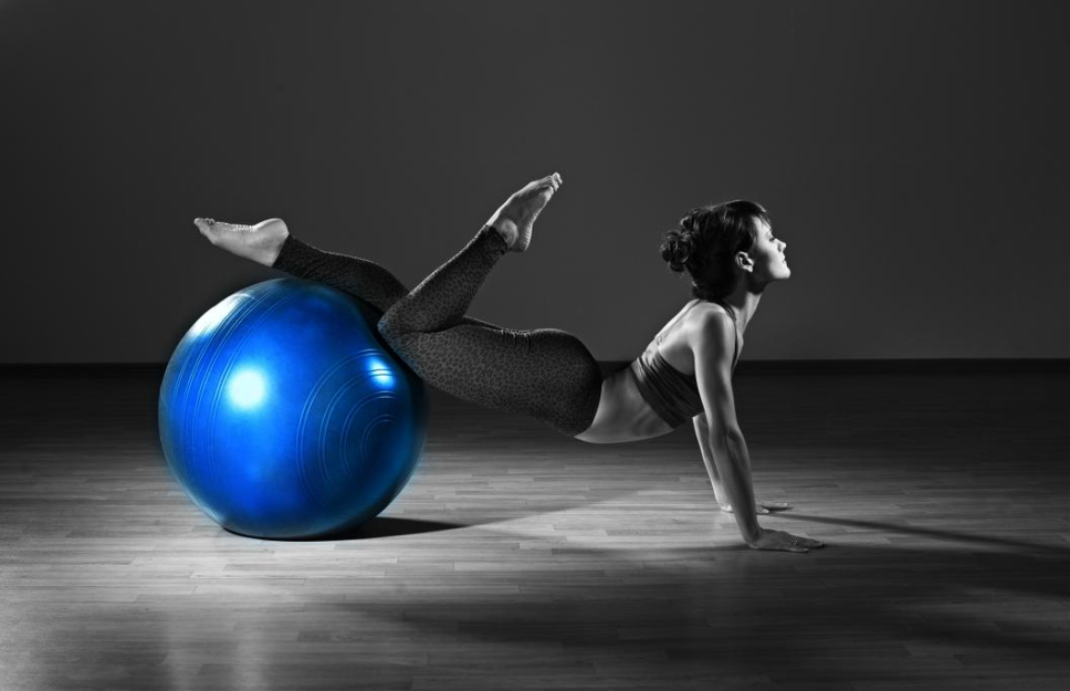 PilatesCenter Тренируйся онлайн (Любовь Панова)