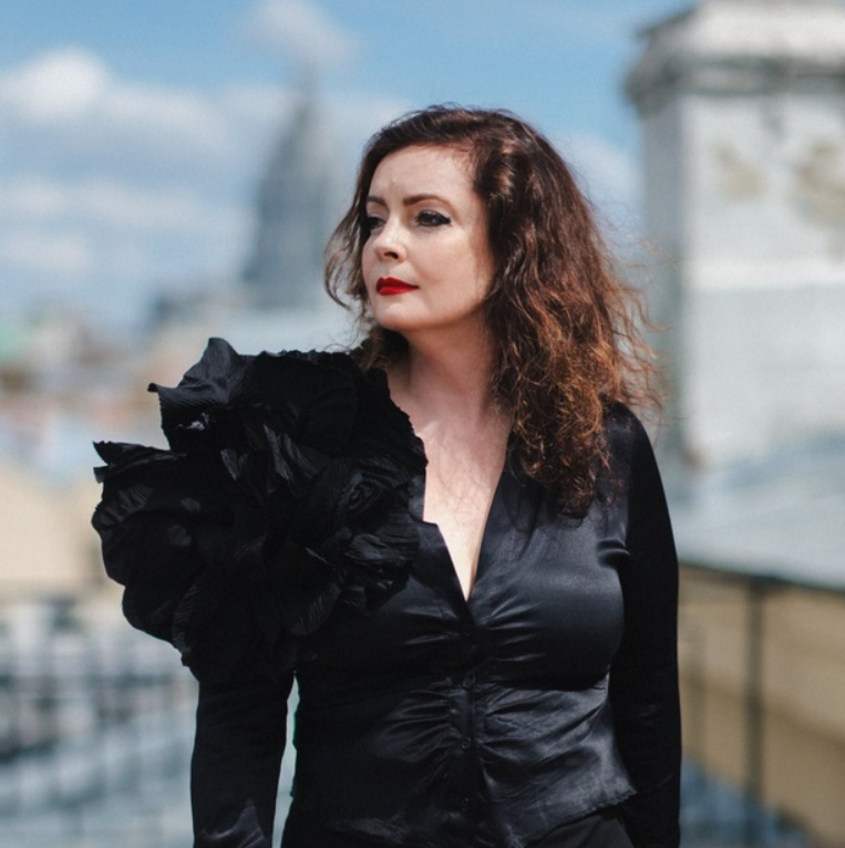 Бизнес тонкого плана (Татьяна Миловидова, Надя Амрани)