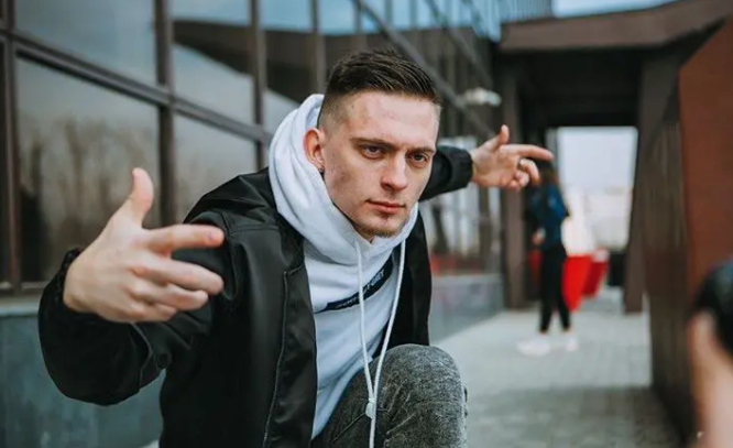 Танцевальный телеграм-канал. Апрель 2025 (Дмитрий Диксон)